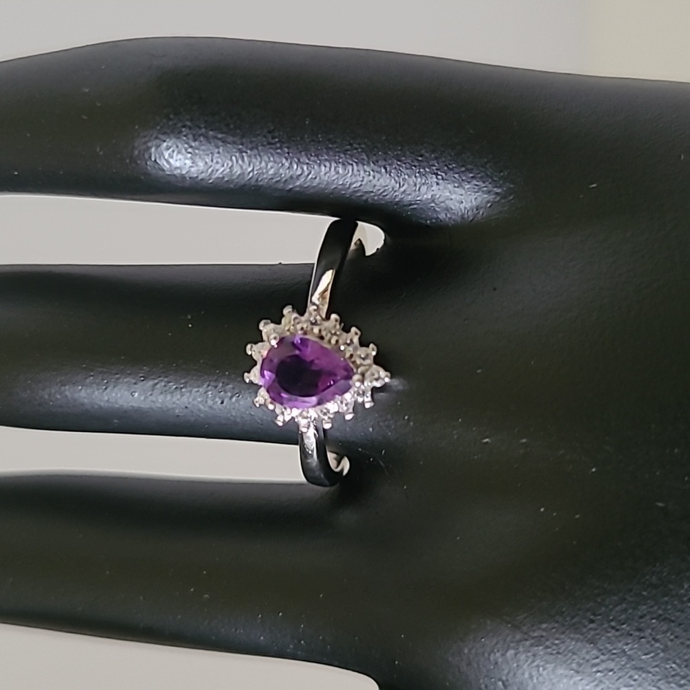 Natural Purple Amethyst .925 Sterling Silver Petite Ring Size 8